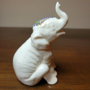 Lenox Jewels Baby Elephant Calf Sitting Trunk Up Figurine Statue
